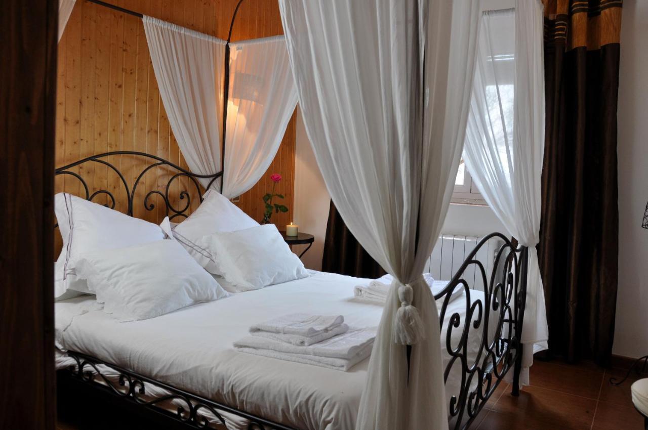 Casa Rural La Sastreria De Adanero Екстериор снимка